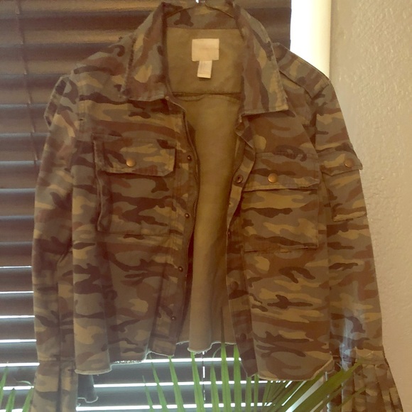 Forever 21 Jackets & Blazers - Army ruffle jacket
